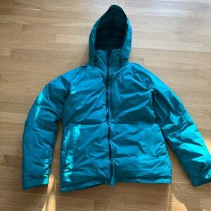 Burton AK GORE-TEX Women’s Large Down Snowboarding Jacket